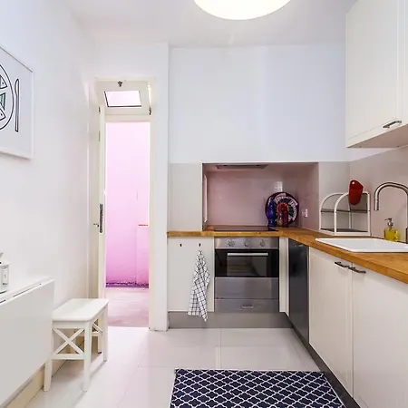 Lxway Bairro Alto - Rua Dos Mouros Apartment